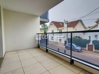  Appartement à louer 3 pièces 64 m²