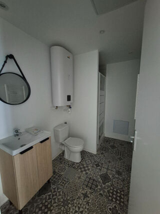  Appartement à louer 3 pièces 56 m²