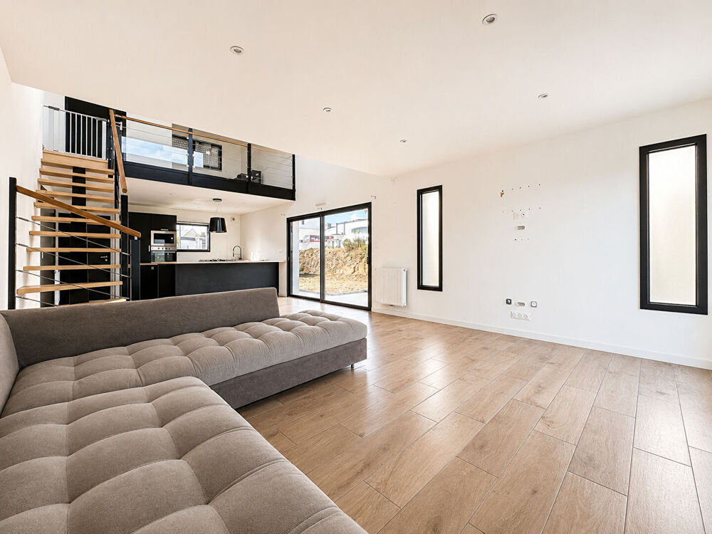 Maison contemporaine 2023 avec suite parentale et vue dégagée à Ploufragan