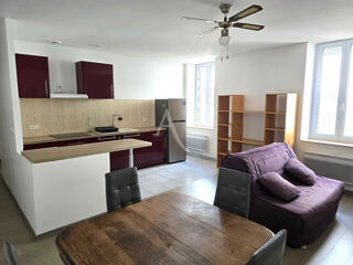  Immeuble à vendre 15 + pièces 453 m²