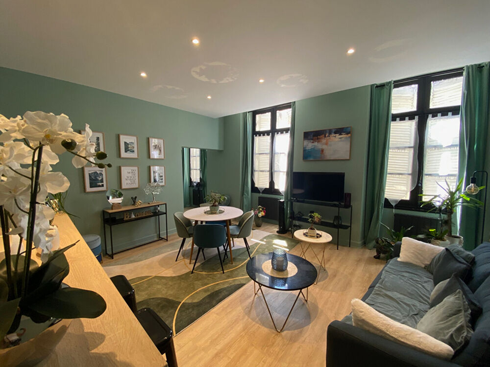 Appartement rénové - Rue Limogeanne - Périgueux
