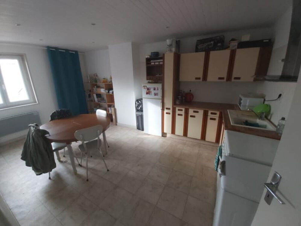 Appartement meublé 3 pièces 2ème étage, en centre ville Yssingeaux