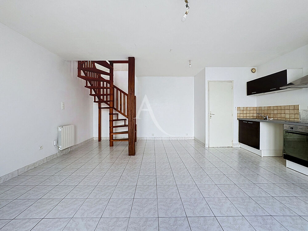Location Appartement APPARTEMENT DUPLEX  2 CHAMBRES CHATEAU GONTIER Chateau gontier sur mayenne