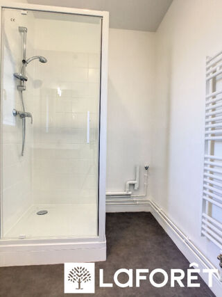  Appartement à louer 3 pièces 68 m²