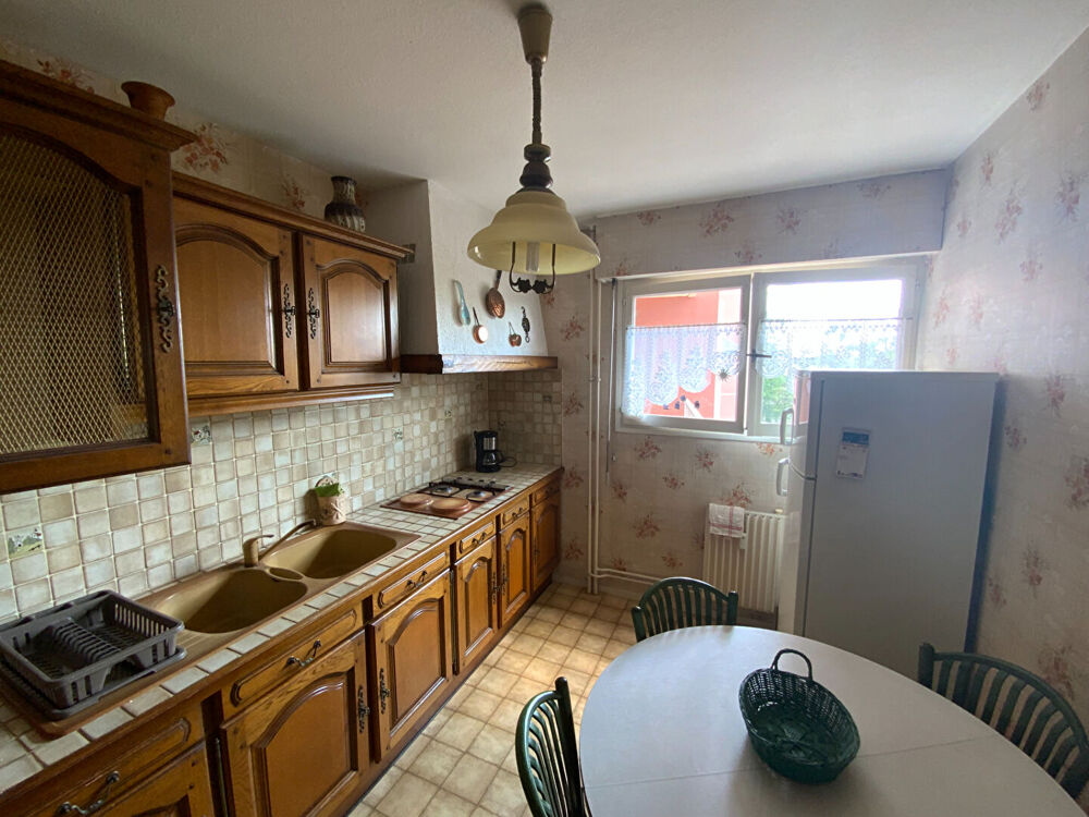 Vente Appartement LE CREUSOT, résidence avec ascenseur - Appartement de 61 m² hab. (2 chambres). Le creusot