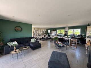  Maison 3 pi�ces 113 m� Vinezac