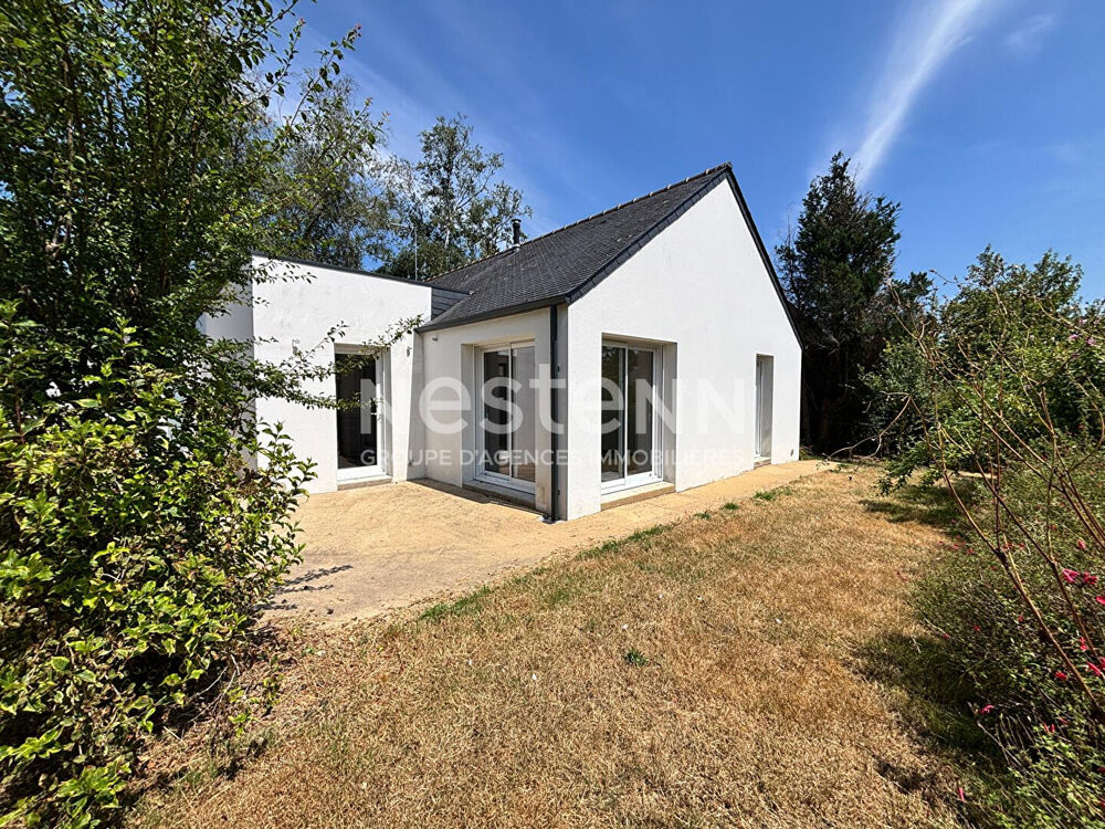 Maison à vendre à Elven centre, maison de plain pied, 4 chambres, jardin