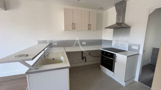  Appartement à louer 2 pièces 37 m²