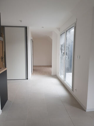  Appartement à louer 1 pièce 35 m²
