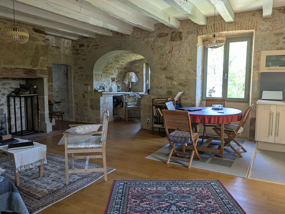 Vente Maison Maison en pierre avec dépendance Lissac et mouret