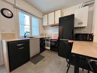  Appartement à louer 4 pièces 64 m²