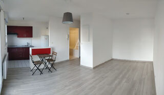  Appartement à louer 1 pièce 27 m²