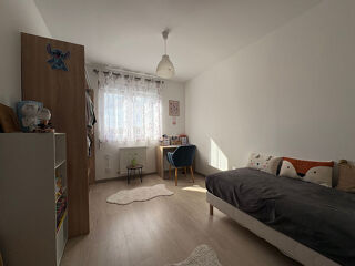  Appartement � louer 5 pi�ces 69 m�