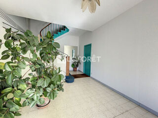  Immeuble � vendre 13 pi�ces 280 m�