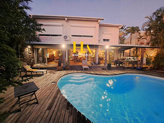  Maison � vendre 6 pi�ces 233 m�