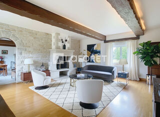  Maison à vendre 7 pièces 315 m²
