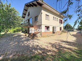  Maison à vendre 11 pièces 256 m²