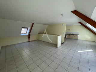  Appartement à louer 4 pièces 75 m²