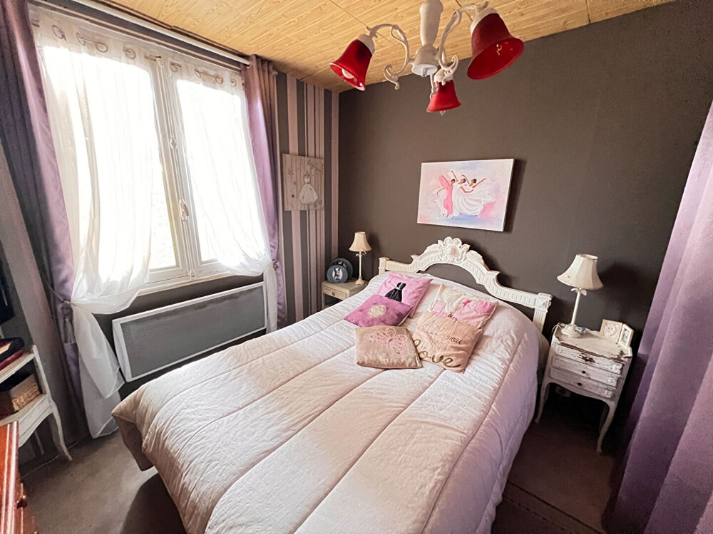 Vente Maison Maison Meaux 4 pièces 95 m2, jardin, cave et garage. Meaux