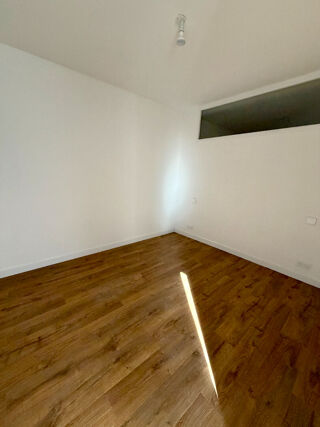  Appartement à louer 3 pièces 52 m²