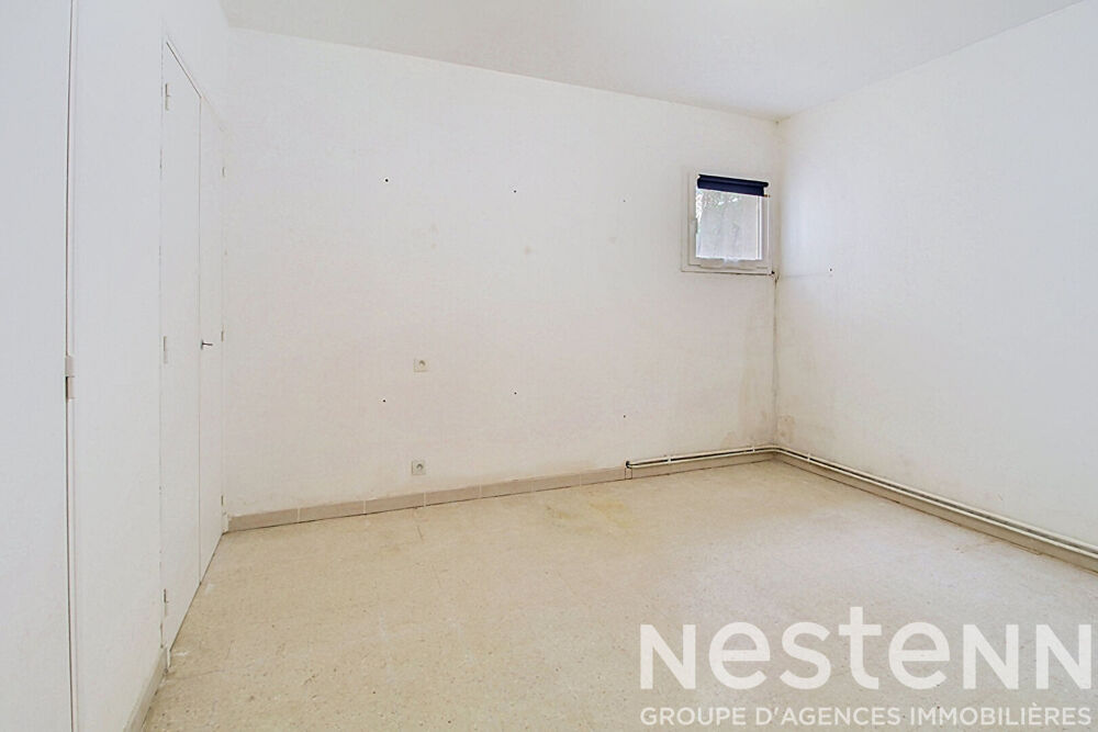 A VENDRE à DRAGUIGNAN - Proche centre-ville, rez-de-villa avec jardin privatif
