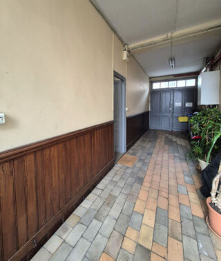  Immeuble � vendre 260 m�