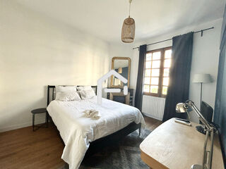  Appartement à louer 2 pièces 100 m²