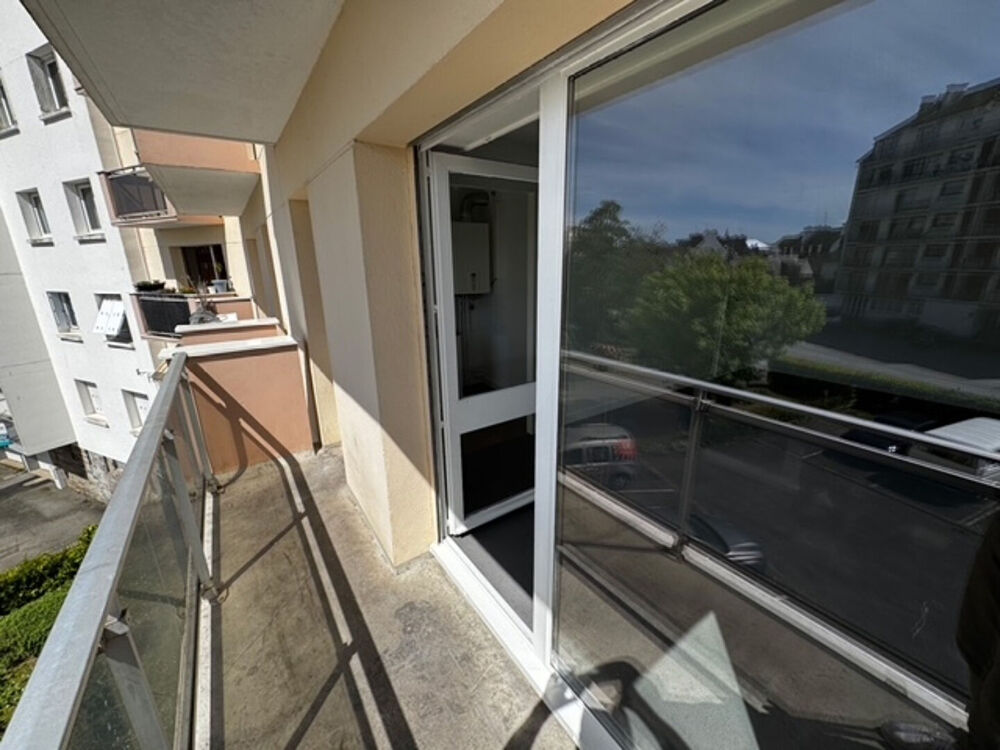 Vente Appartement A vendre à Vannes T1 place de parking cave ascenseur proche centre ville, gare Vannes