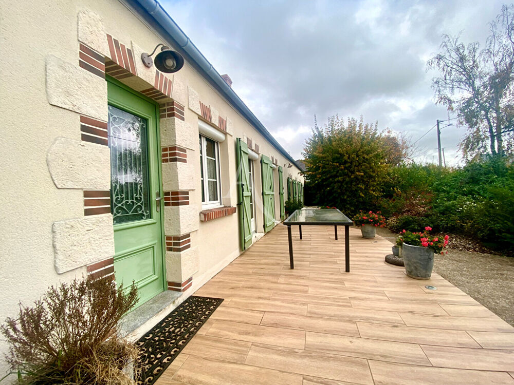 Vente Maison Longère  bourg de Saint Denis En Val  5 pièces. Saint denis en val
