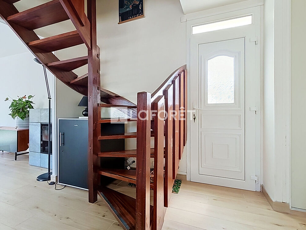 Location Maison Maison meublée Noiseau 7 pièces 124 m2 - 6 chambres Noiseau
