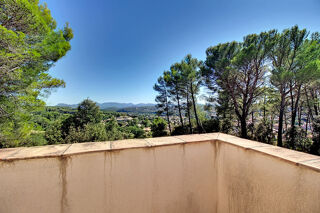  Maison à louer 6 pièces 186 m² Trans en provence