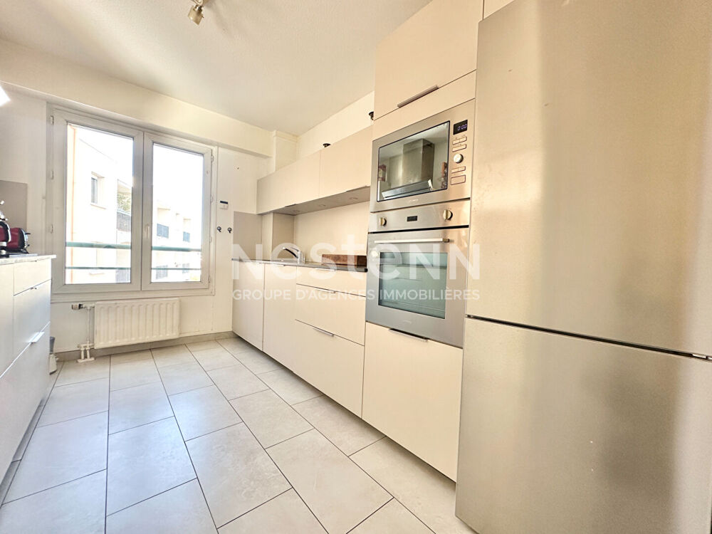 Location Appartement Location VIDE de 4 pièces en centre ville de Saint-Raphaël Saint raphael