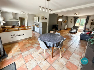  Maison  vendre 7 pices 160 m