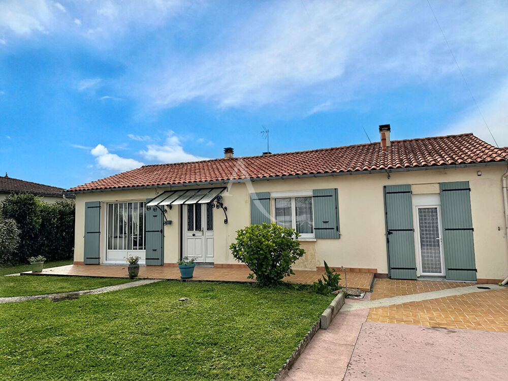 Maison de plain-pied à Rochefort .126 m² .Secteur Merleau Ponty