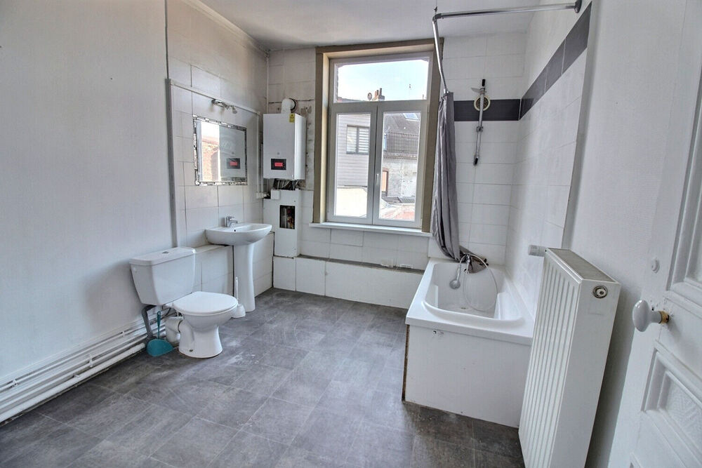 Vente Maison Maison Lomme 7 pièce(s) 139m2 + extérieur et cave Lomme
