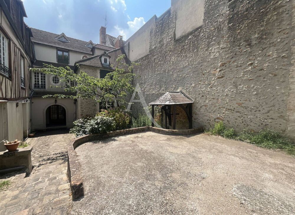 DOURDAN - Centre-ville - Charme de l'ancien