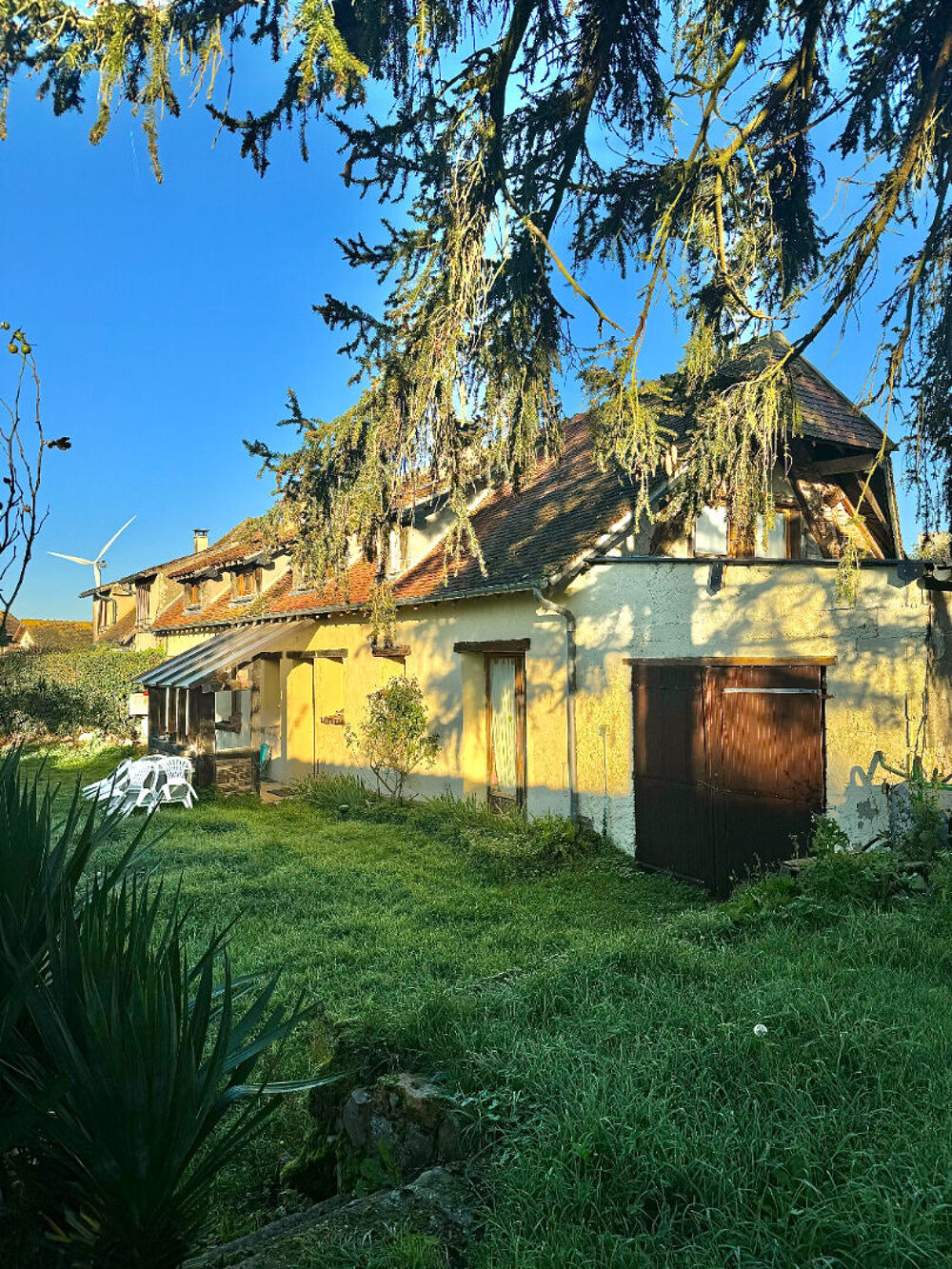 À VENDRE, charmante maison de campagne avec le cachet de l'ancien d'une surface habitable de 116m2 ainsi qu'un jardin de 670m2.