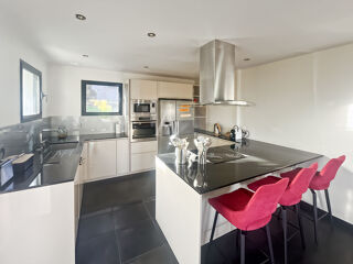  Maison  vendre 7 pices 181 m