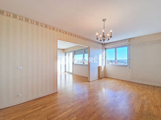  Appartement � vendre 4 pi�ces 121 m�