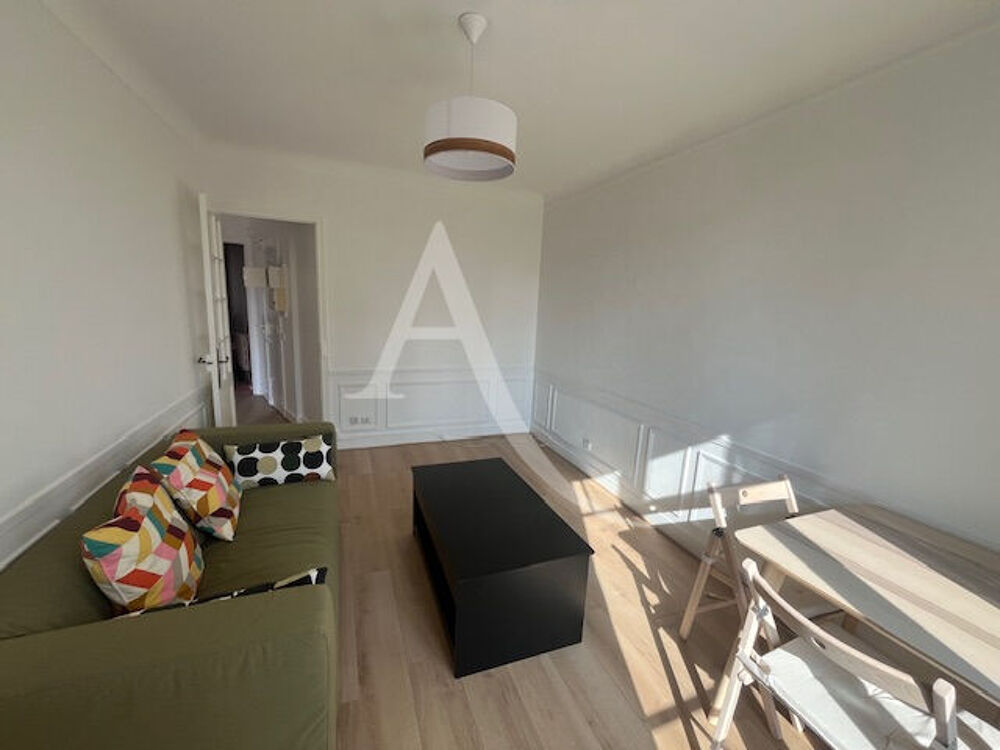 Location Appartement Beau 2 pièces sans vis-à-vis, baigné de soleil Paris 11