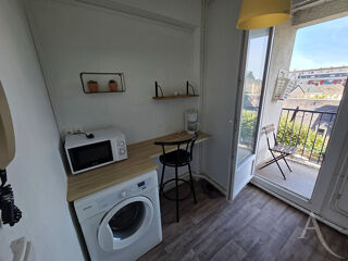  Appartement à louer 1 pièce 28 m²
