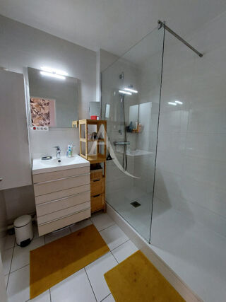  Appartement à vendre 5 pièces 109 m²