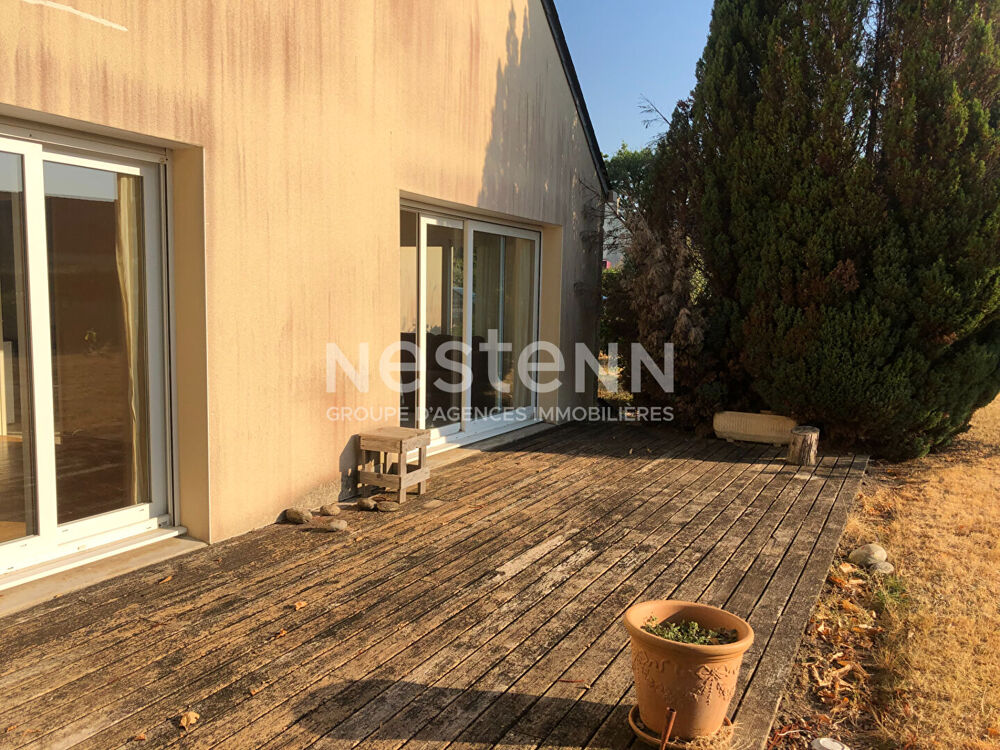 Location Maison Maison à louer meublé à Vannes Tohannic, de 98m² 3 chambres avec terrasse, jardin et garage Vannes