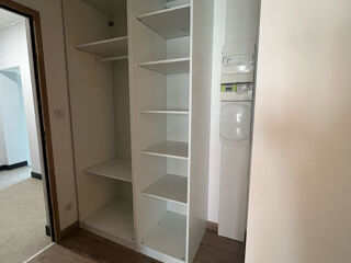  Appartement à louer 1 pièce 27 m²
