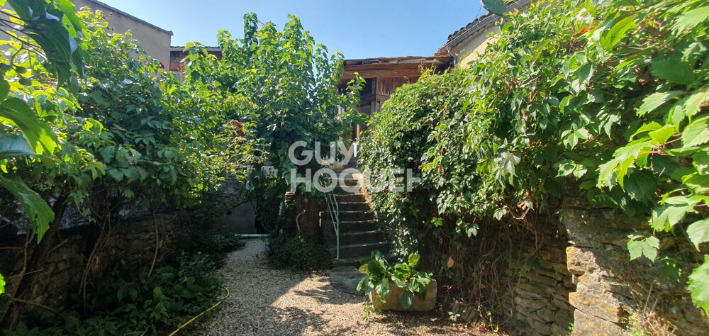 Vente Maison Charmante maison de pays en pierres avec cour intérieure et jardin attenant Saint etienne de fontbellon