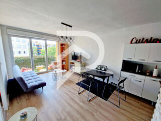  Appartement à louer 2 pièces 38 m²