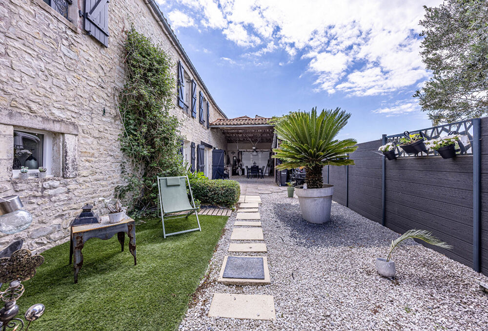 Maison coup de coeur, charentaise, avec jardin et confort moderne