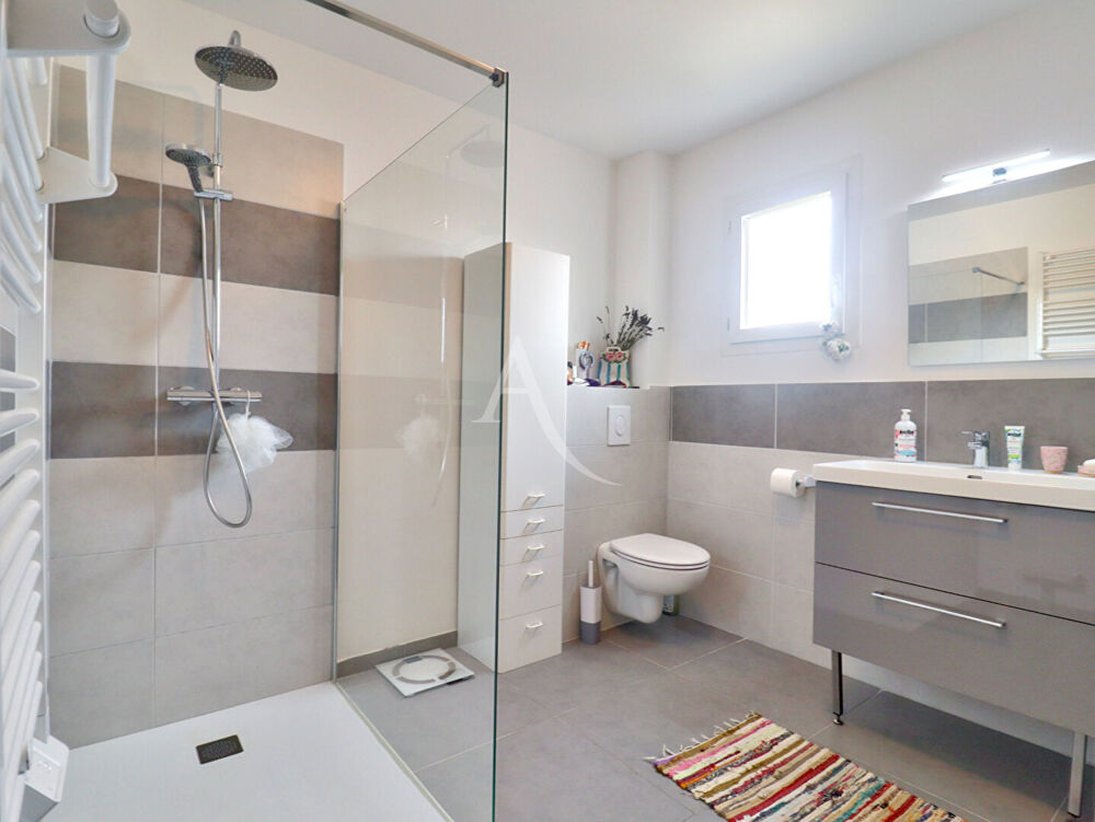 Location Appartement APPARTEMENT RECENT VOLX TYPE 3 AVEC TERRASSE ET DEUX PLACES DE PARKING Volx