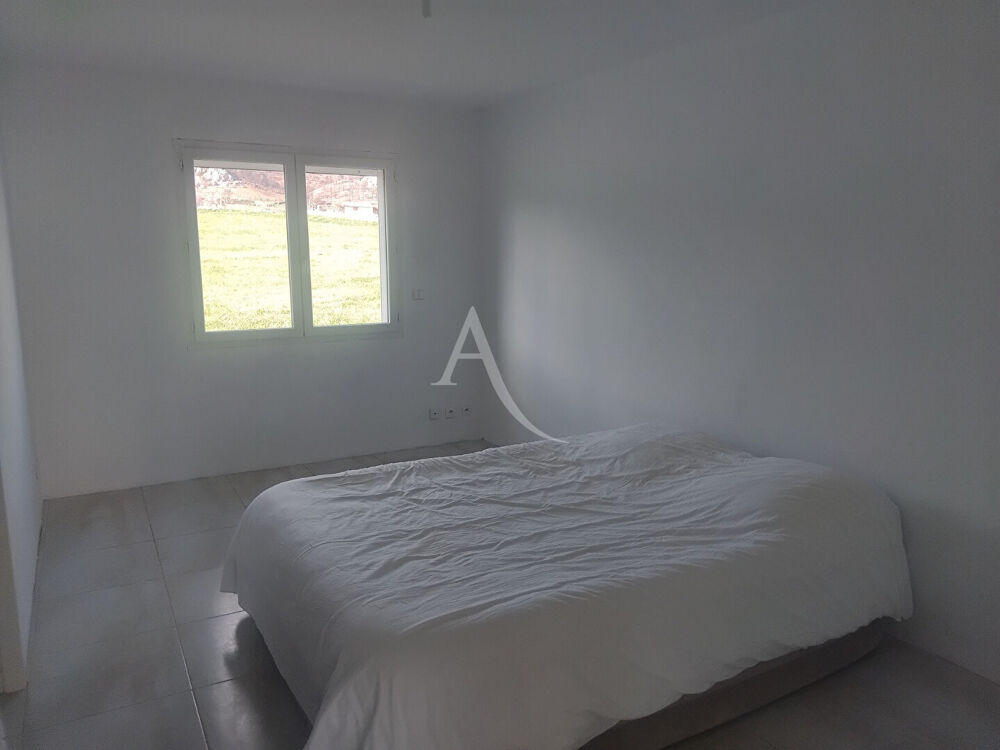 Vente Maison Villa Tournissan 4 pièce(s) 120 m² sur  712 m² de terrain Tournissan