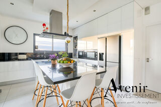  Maison � vendre 7 pi�ces 235 m�